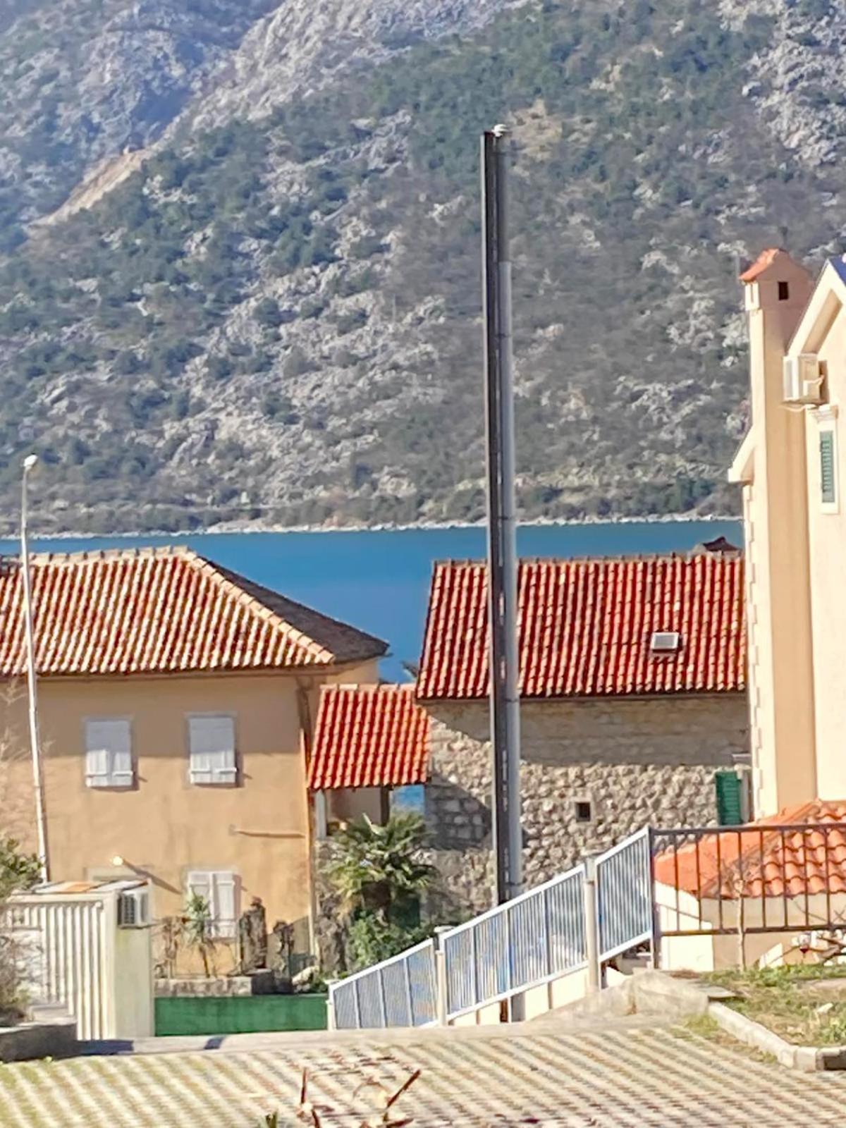 Apartman Mia Risan Exterior foto